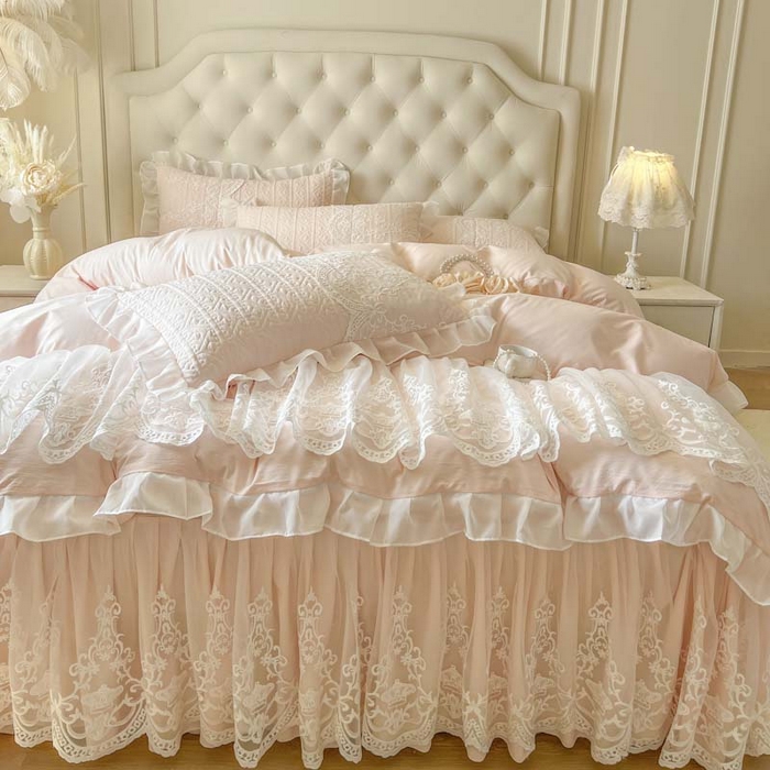 91家纺网 家纺一手货源 找家纺 （总）恋尚 2025新款木凉淳浪漫蕾丝床裙三件套-米朵