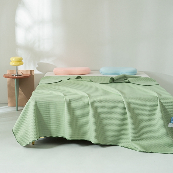91家纺网 家纺一手货源 找家纺 柏薇2025新款A类华夫格400g凉感丝盖毯多功能双面用凉感夏凉被 双面纯凉感-橄榄绿