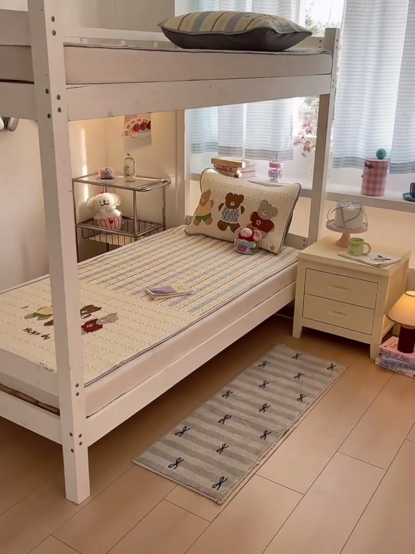 91家纺网 家纺一手货源 找家纺 川悦生活 2025新款大阪宿舍凉感丝凉席 奶呼小熊