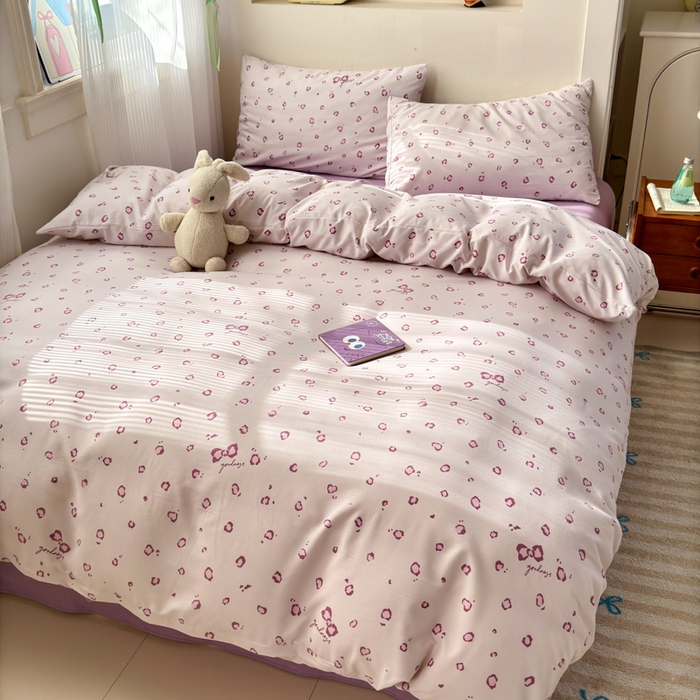 91家纺网 家纺一手货源 找家纺 冕悠家纺 2025新款热款A类高克重针织双层纱四件套系列 （提供买家秀） 豹纹紫