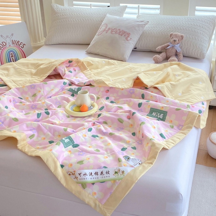 91家纺网 家纺一手货源 找家纺 （自己工厂 有网销大热款 网销帮推可合作优惠）2025新款全棉夏被空调被夏凉被纯棉夏季儿童棉花薄被子 花满城-粉