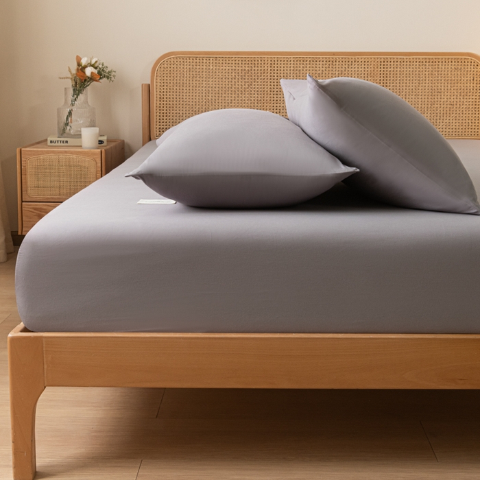 91家纺网 家纺一手货源 找家纺 梵克保罗 2025新款亲肤舒适全棉13372喷气纯色单枕套 灰色