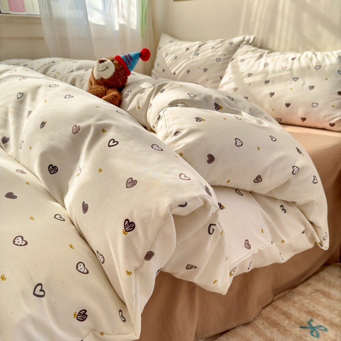 91家纺网 家纺一手货源 找家纺 冕悠家纺 2025新款热款A类高克重针织双层纱四件套系列 （提供买家秀） 复古爱心