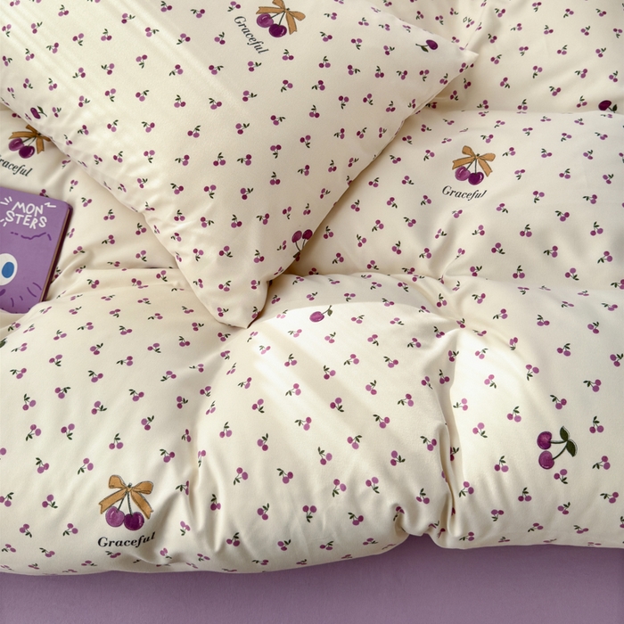 91家纺网 家纺一手货源 找家纺 冕悠家纺 2025新款热款A类高克重针织双层纱四件套系列 （提供买家秀） 紫樱桃