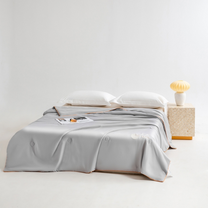 91家纺网 家纺一手货源 找家纺 眠多宝 2025新款奥地利兰精天丝刺绣夏被空调被 之灰