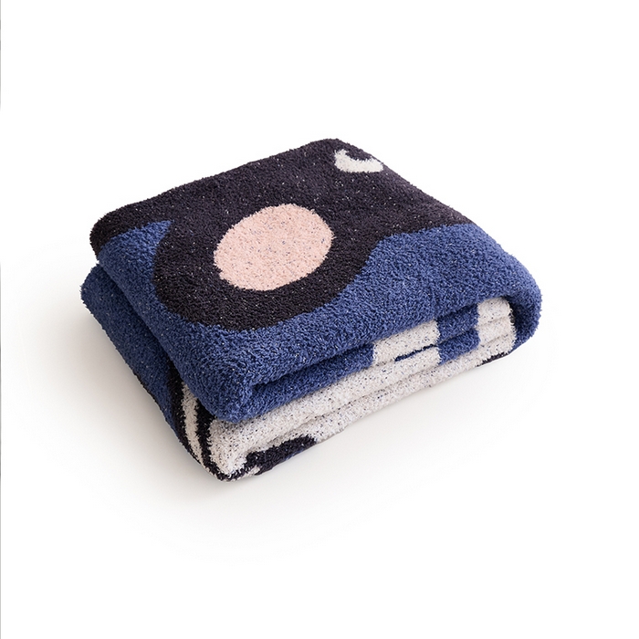 91家纺网 家纺一手货源 找家纺 暖绵绵家纺 2025新款半边绒熊趣滑行卡通毯-皮卡熊 50222720