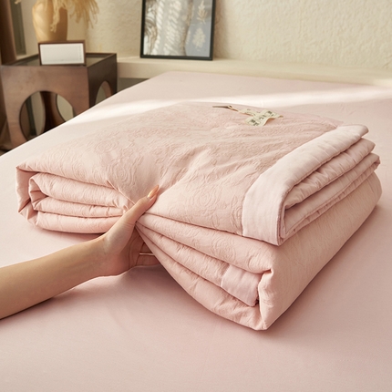 91家纺网 家纺一手货源 找家纺 （总）一加一 2025新款全棉水洗色织提花多层泡泡纱娜雅醋酯夏被四件套