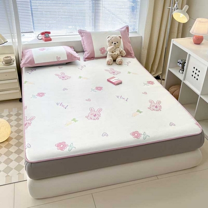 91家纺网 家纺一手货源 找家纺 （总）鑫琪莱家纺 2025新款数码印花加密冰藤凉席三件套