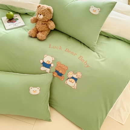 2025春夏新款水洗棉刺绣四件套-三只小熊 奶绿三只小熊