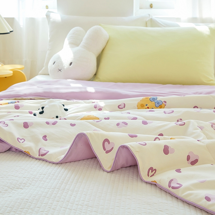 91家纺网 家纺一手货源 找家纺 梦恬佳 2025新款A类水洗皱皱棉夏凉被 甜甜黄油熊