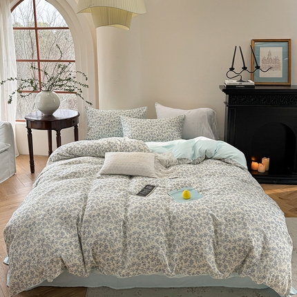 91家纺网 家纺一手货源 找家纺 时年家纺 2025新款全棉有氧双层纱四件套-碎花系列 悠然南山