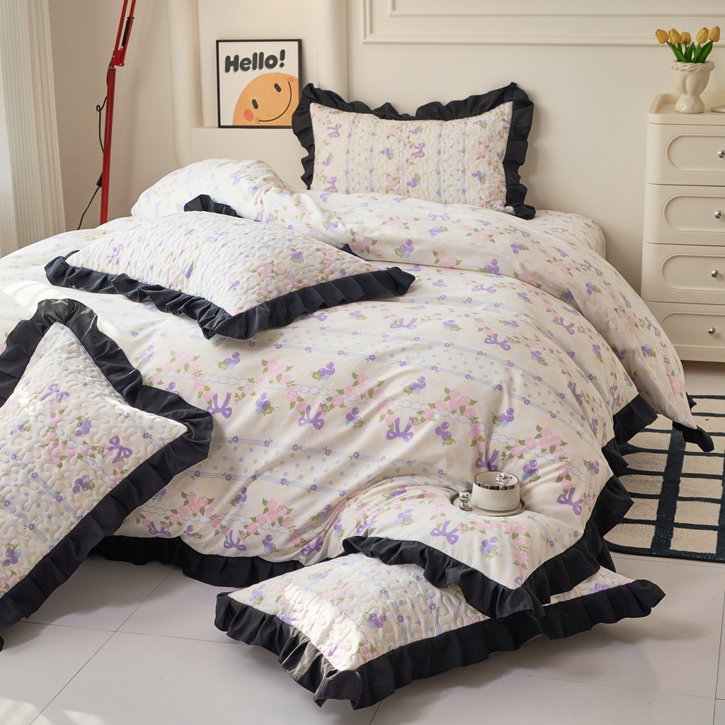 91家纺网 家纺一手货源 找家纺 蝶帕家纺 2025新款法式赫本风韩版花边水洗棉床盖四件套 氧气周末