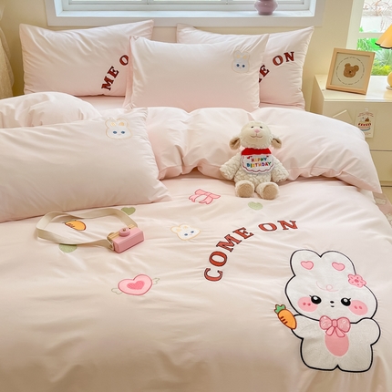 2025新款全棉水洗棉毛巾绣四件套 胡萝卜兔