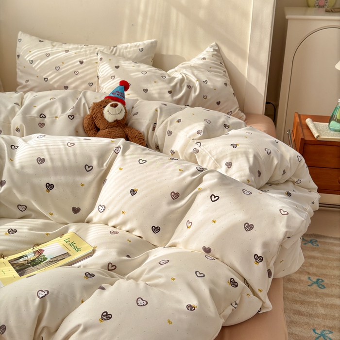 91家纺网 家纺一手货源 找家纺 冕悠家纺 2025新款热款A类高克重针织双层纱四件套系列 （提供买家秀） 复古爱心