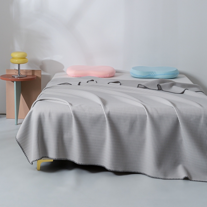 91家纺网 家纺一手货源 找家纺 柏薇2025新款A类华夫格400g凉感丝盖毯多功能双面用凉感夏凉被 双面纯凉感-星空灰