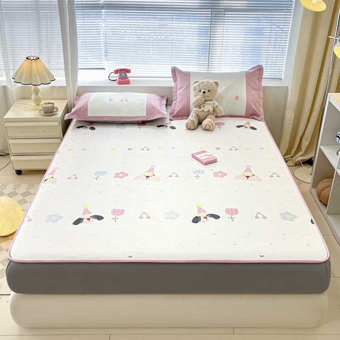 91家纺网 家纺一手货源 找家纺 鑫琪莱家纺 2025新款数码印花加密冰藤凉席三件套 床笠款-休闲时光