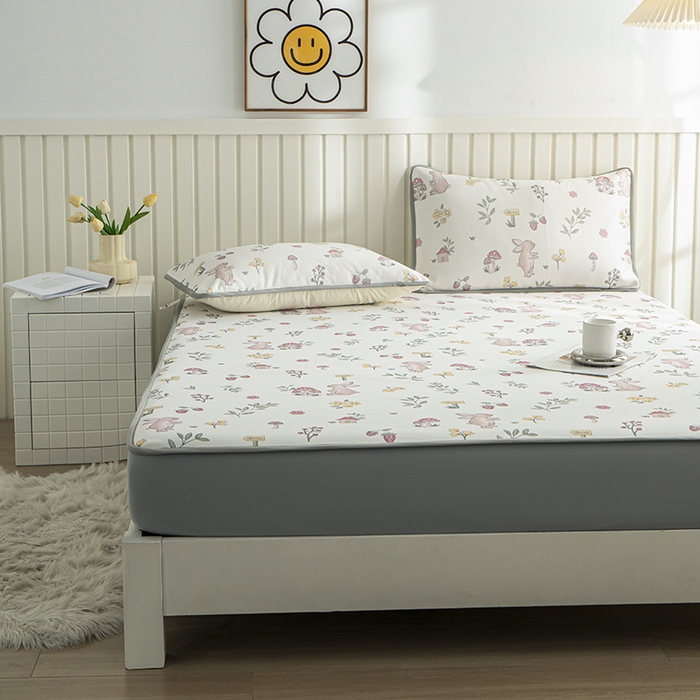 91家纺网 家纺一手货源 找家纺 卢赛尔 2025新款凉感丝提花凉席床笠款 蘑菇兔