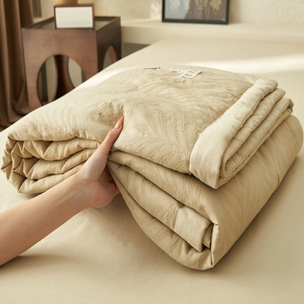 91家纺网 家纺一手货源 找家纺 （总）一加一 2025新款全棉水洗色织提花多层泡泡纱娜雅醋酯夏被四件套