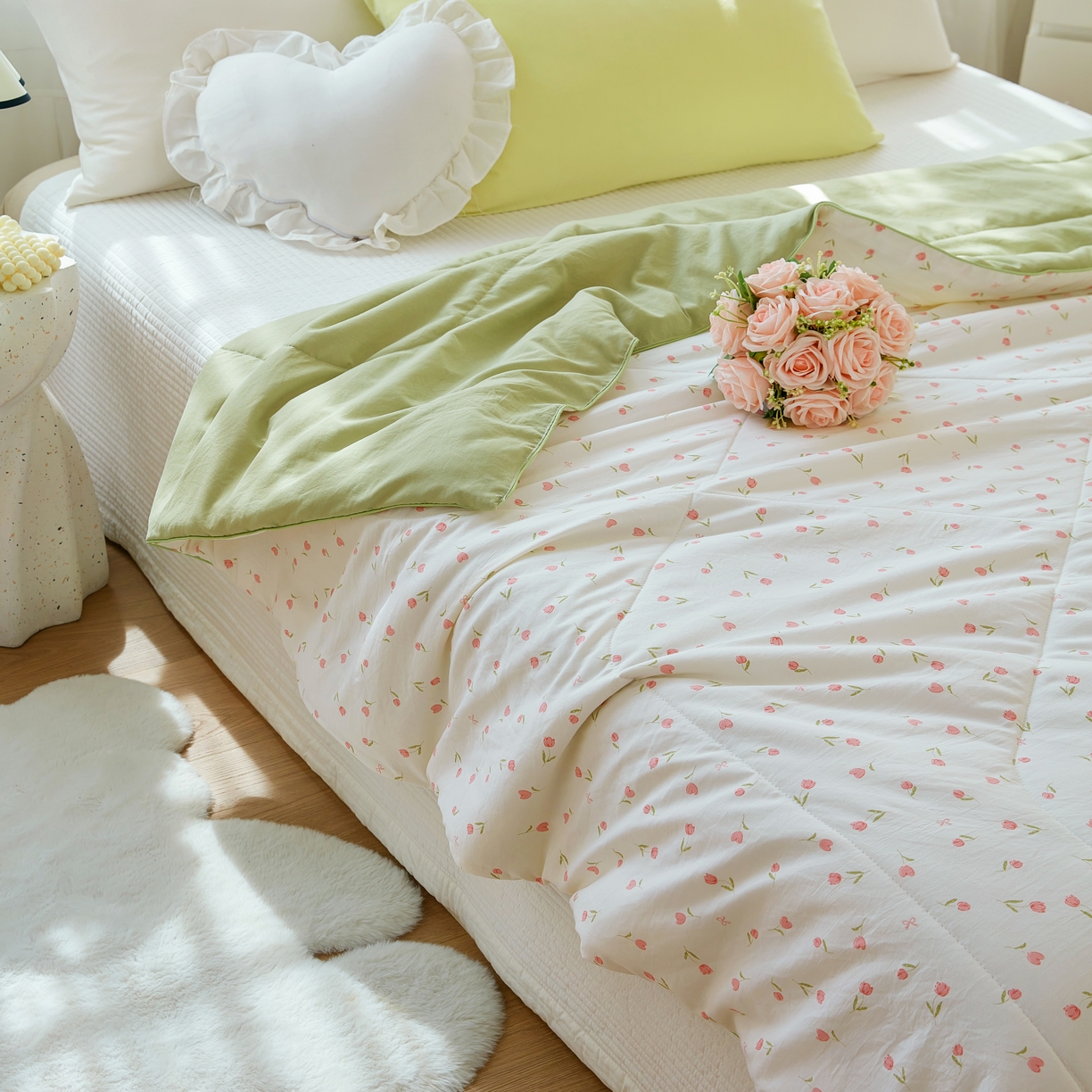 91家纺网 家纺一手货源 找家纺 梦恬佳 2025新款A类水洗皱皱棉夏凉被 浪漫花海