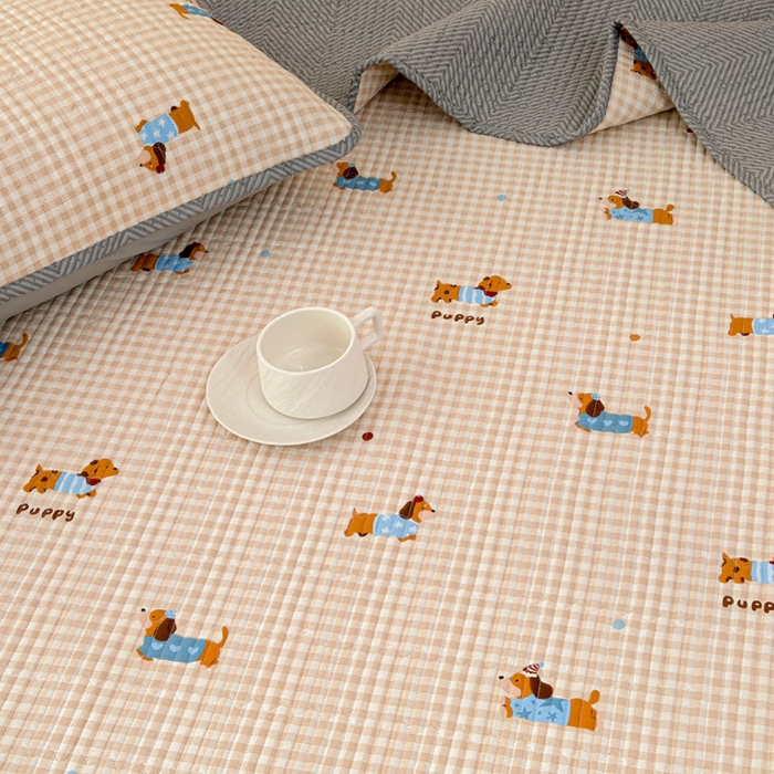 91家纺网 家纺一手货源 找家纺 情煊家纺 2025新款双面全棉夹棉床盖三件套 俏皮狗