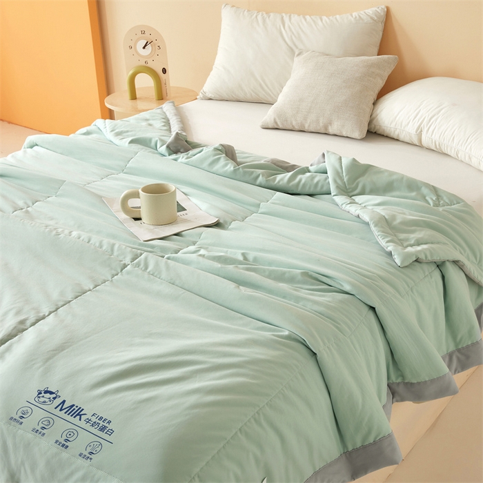 91家纺网 家纺一手货源 找家纺 猎鹿人家纺 2025新款牛奶蛋白夏被 星辰绿