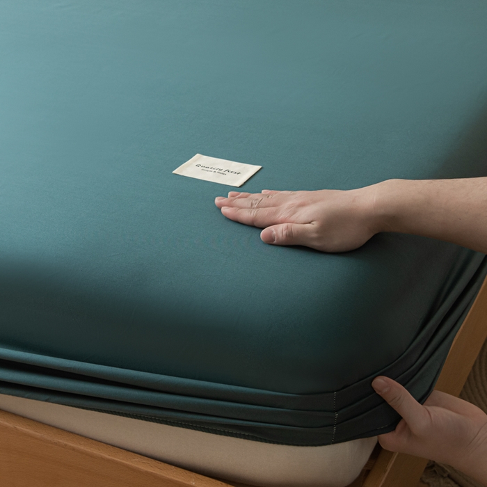 91家纺网 家纺一手货源 找家纺 梵克保罗 2025新款亲肤舒适全棉13372喷气纯色单枕套 墨子绿