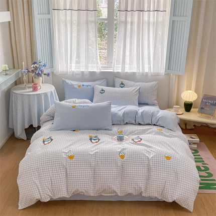 91家纺网 家纺一手货源 找家纺 星座家纺 2025新款水洗棉毛巾绣四件套 精灵企鹅