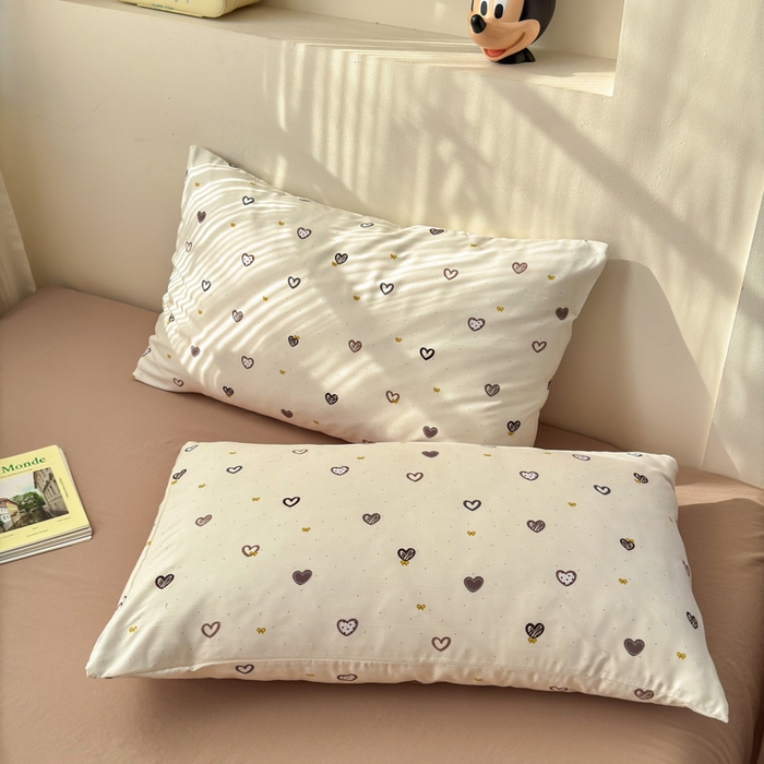 91家纺网 家纺一手货源 找家纺 冕悠家纺 2025新款热款A类高克重针织双层纱四件套系列 （提供买家秀） 复古爱心