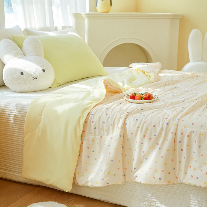 91家纺网 家纺一手货源 找家纺 梦恬佳 2025新款A类水洗皱皱棉夏凉被 小波点