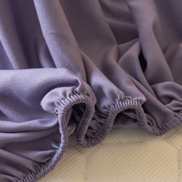 91家纺网 家纺一手货源 找家纺 梵克保罗 2025新款纯色加棉防水大豆纤维床笠 神秘紫
