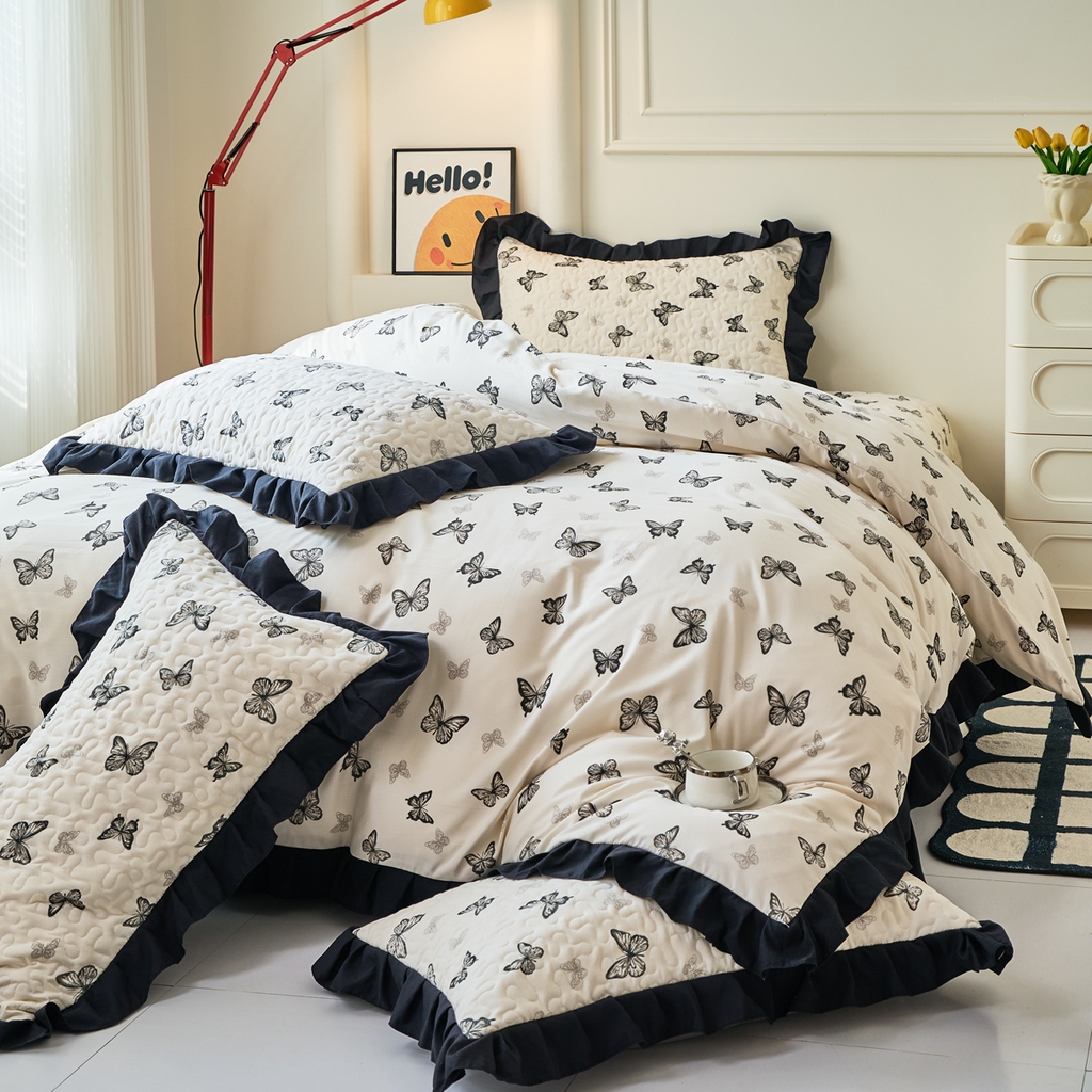 91家纺网 家纺一手货源 找家纺 蝶帕家纺 2025新款法式赫本风韩版花边水洗棉床盖四件套 蝴蝶印记