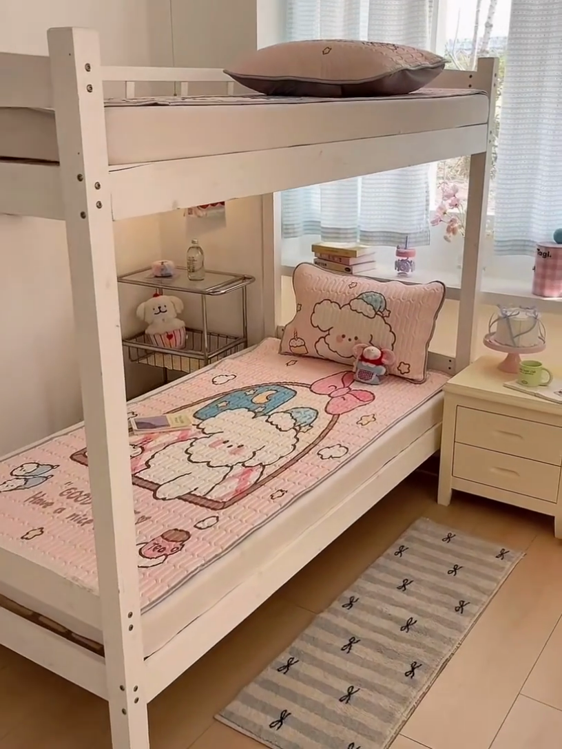 91家纺网 家纺一手货源 找家纺 川悦生活 2025新款大阪宿舍凉感丝凉席 晚安夏洛