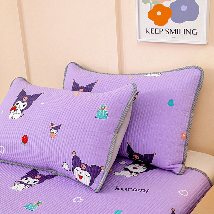 91家纺网 家纺一手货源 找家纺 情煊家纺 2025新款双面全棉夹棉床盖三件套 库洛米