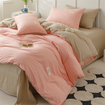 91家纺网 家纺一手货源 找家纺 （总）798家纺 2025新款全棉13070纯色双拼系列单被套场景一