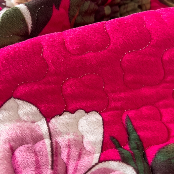 91家纺网 家纺一手货源 找家纺 2025新款水晶绒床单盖毯单人三件套花边毯子冬季加厚保暖双人加棉防滑绒毯 玫红蝶恋花