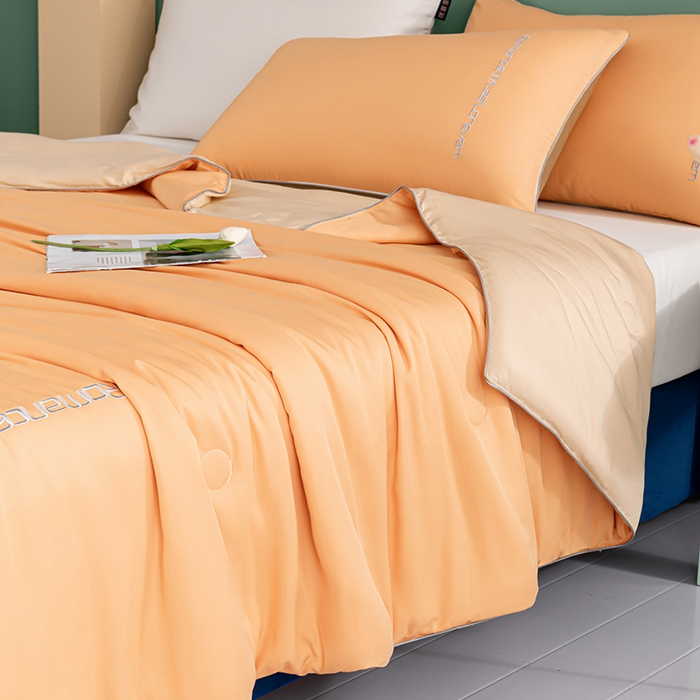 91家纺网 家纺一手货源 找家纺 子由家居 2025新款水洗真丝轻奢绣花系列夏被四件套 轻奢绣花-雅橘