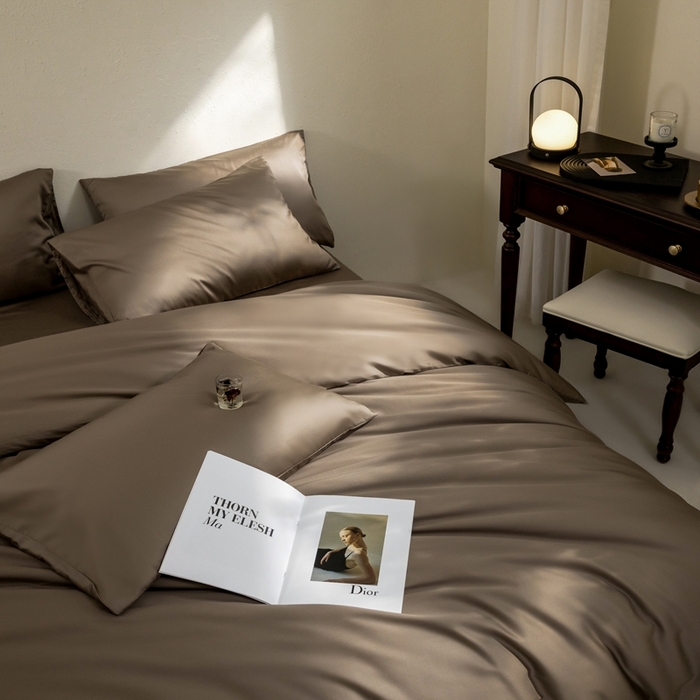 91家纺网 家纺一手货源 找家纺 121  2025新款亲肤柔软天丝棉四件套-小满春曲 慕斯