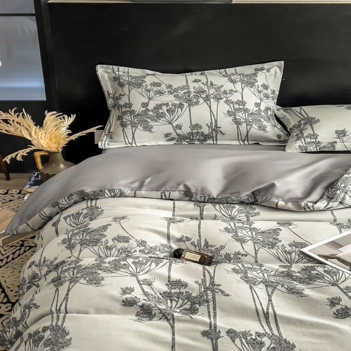 91家纺网 家纺一手货源 找家纺 倾慕家纺 2025新款60S提花全棉单品被套 椿屿蓝