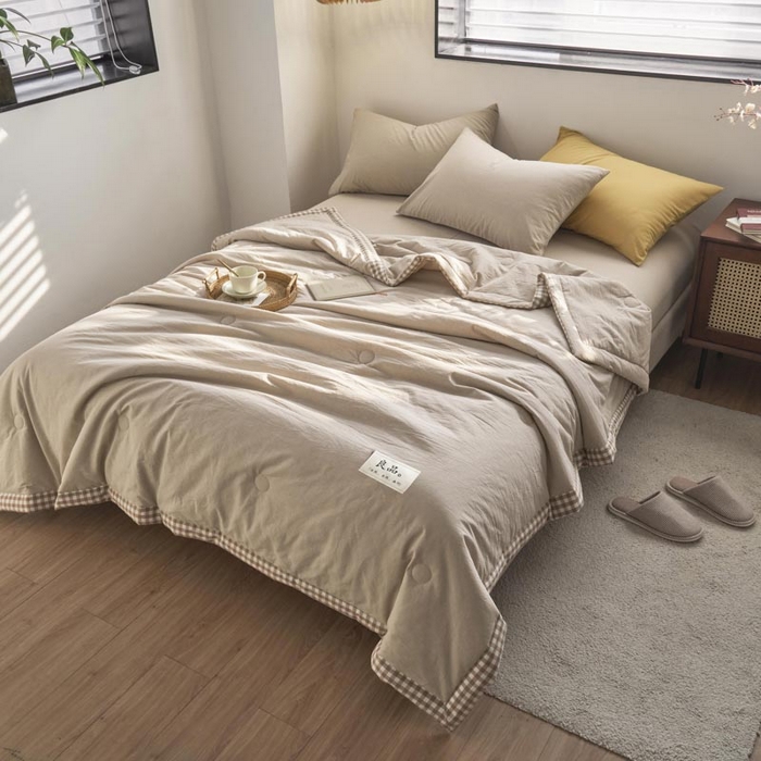 91家纺网 家纺一手货源 找家纺 子由家居 2025新款水洗棉棋盘格织标大豆纤维夏被被子被芯 棋盘格边夏被-浅驼