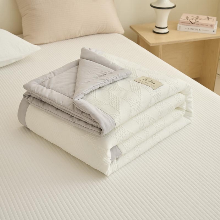 91家纺网 家纺一手货源 找家纺 子由家居 2025新款针织菱形格提花大豆被被子被芯 菱形格-浅灰