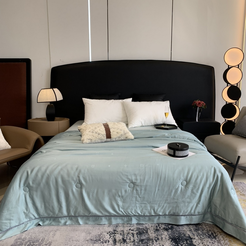 91家纺网 家纺一手货源 找家纺 奈萝家纺 2025新款60S天丝提花夏凉被空调被子被芯 孔雀绿