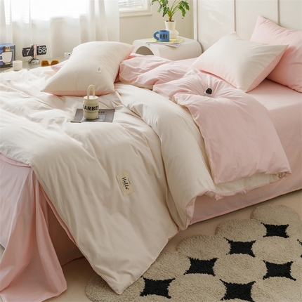 91家纺网 家纺一手货源 找家纺 （总）798家纺 2025新款全棉13070纯色双拼系列单被套场景一