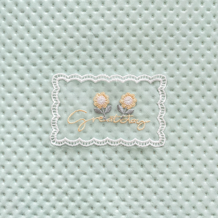 91家纺网 家纺一手货源 找家纺 眠势力 2025新款华夫格花边床笠豆豆凉席款夏季凉感床垫保护套 （提供买家秀） 青春绿