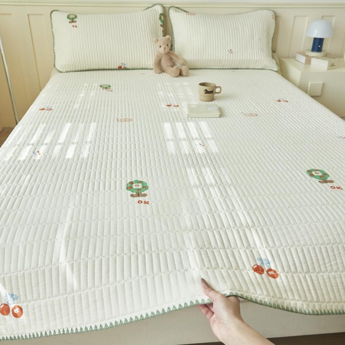 91家纺网 家纺一手货源 找家纺 子由家居 2025新款水洗邹邹纱小清新床盖 床盖-樱桃