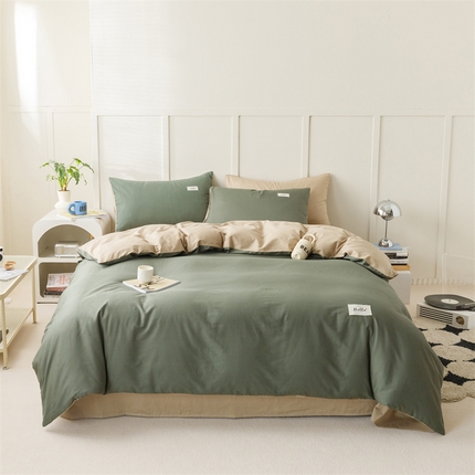 91家纺网 家纺一手货源 找家纺 （总）798家纺 2025新款全棉13070纯色双拼系列四件套场景一