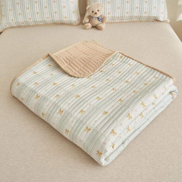 91家纺网 家纺一手货源 找家纺 子由家居 2025新款纯棉印花夹棉床盖 棉花被-千结缘