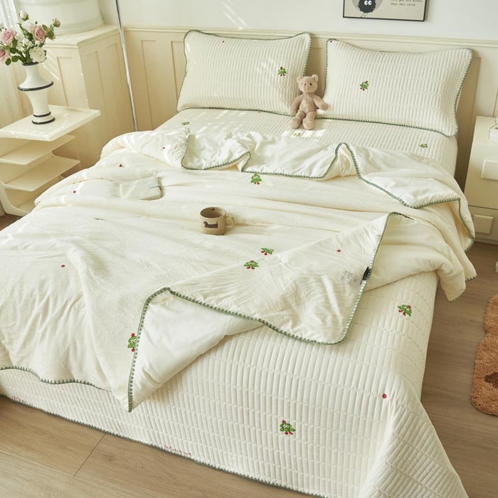 91家纺网 家纺一手货源 找家纺 子由家居 2025新款水洗邹邹纱小清新大豆纤维夏被被子被芯 夏被-圣诞树