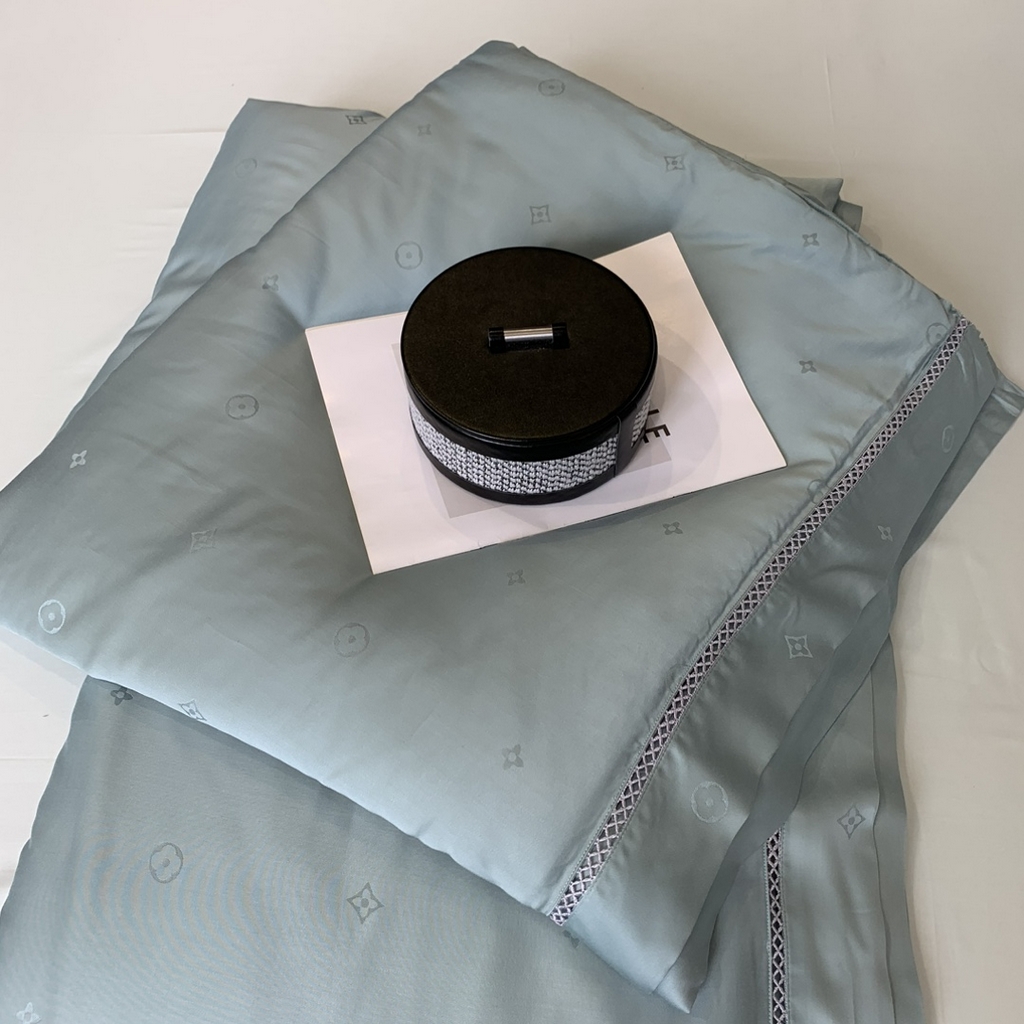 91家纺网 家纺一手货源 找家纺 奈萝家纺 2025新款60S天丝提花夏凉被空调被子被芯 孔雀绿