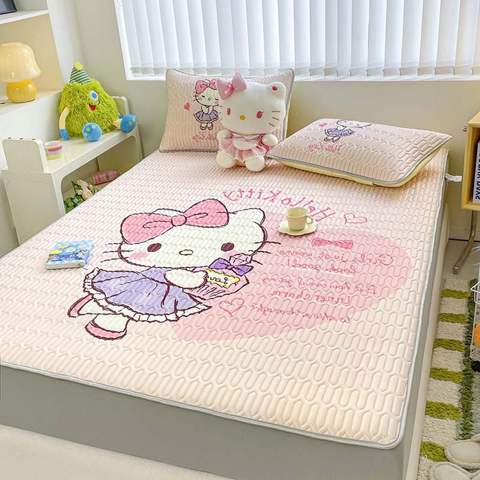 91家纺网 家纺一手货源 找家纺 米帛家纺2025新款大版三丽鸥乳胶凉席-绑带款 香水凯蒂猫