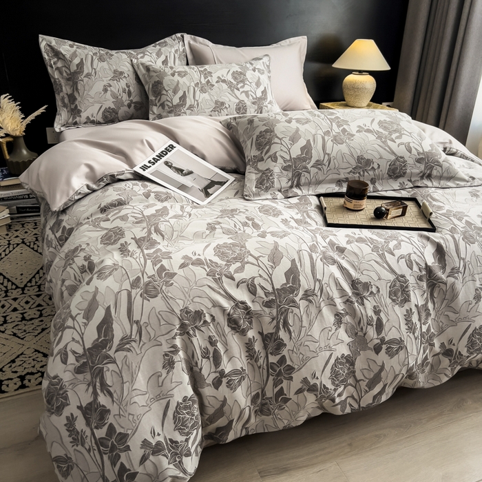 91家纺网 家纺一手货源 找家纺 倾慕家纺 2025新款60S提花全棉单品被套 洛丽塔灰